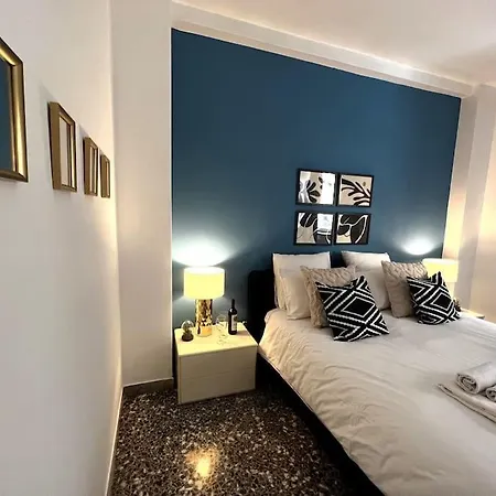 Apartament Home130 Bari